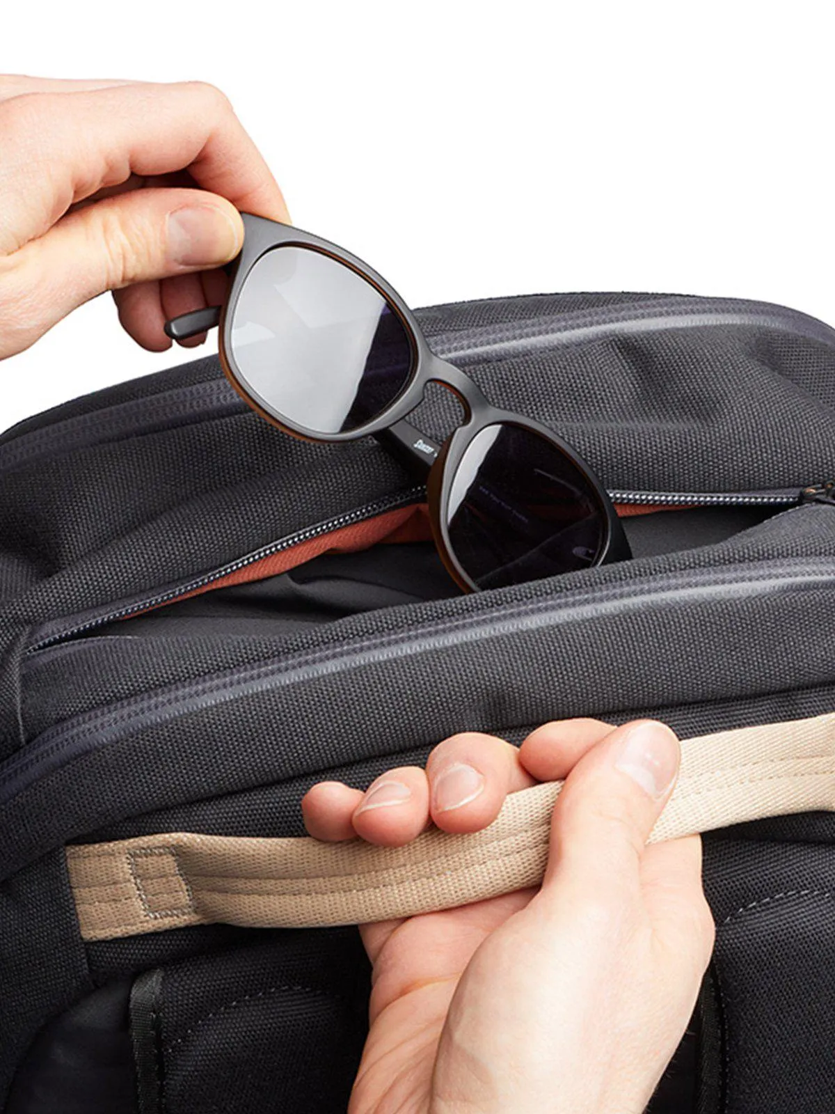 Bellroy Transit Backpack Plus Charcoal