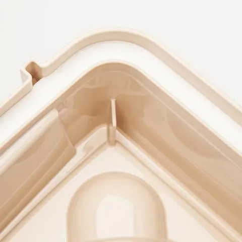 Elevated Feeder with Airtight  Storage - Medium
