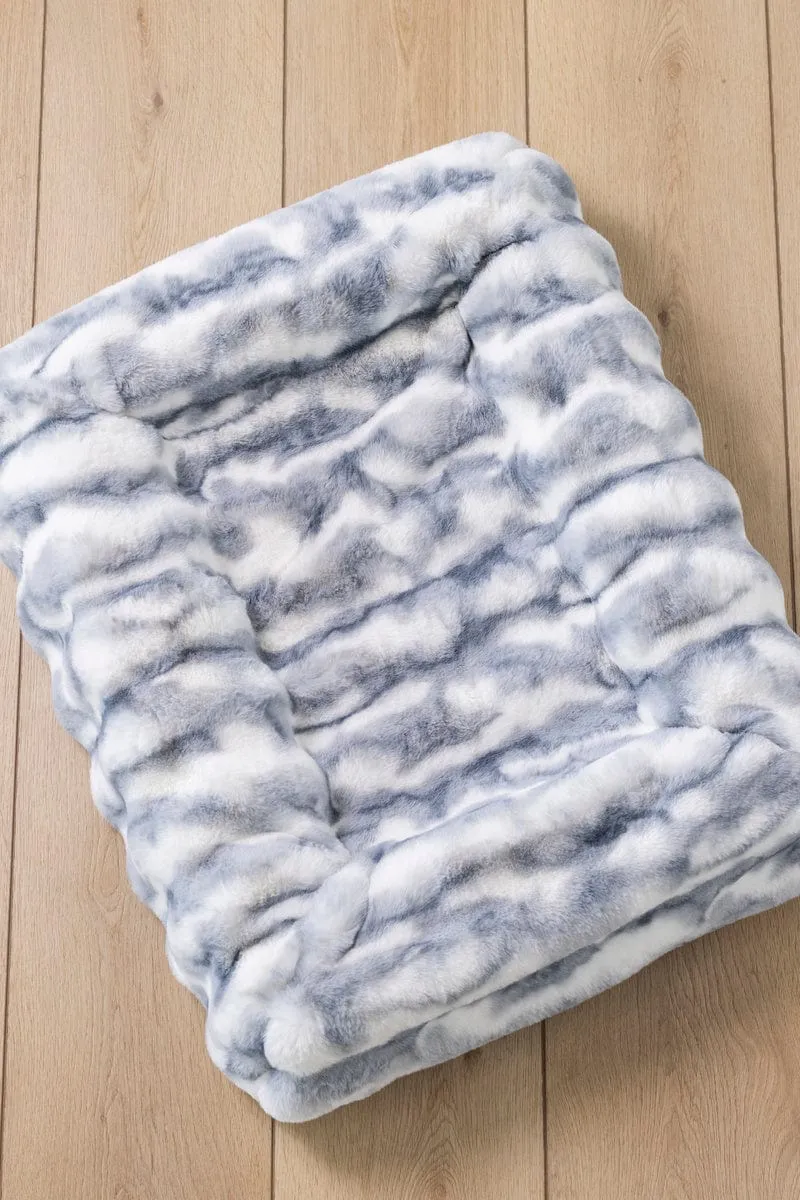 High-Density Memory Foam Pet Bed JulesRoche Minky Fabric