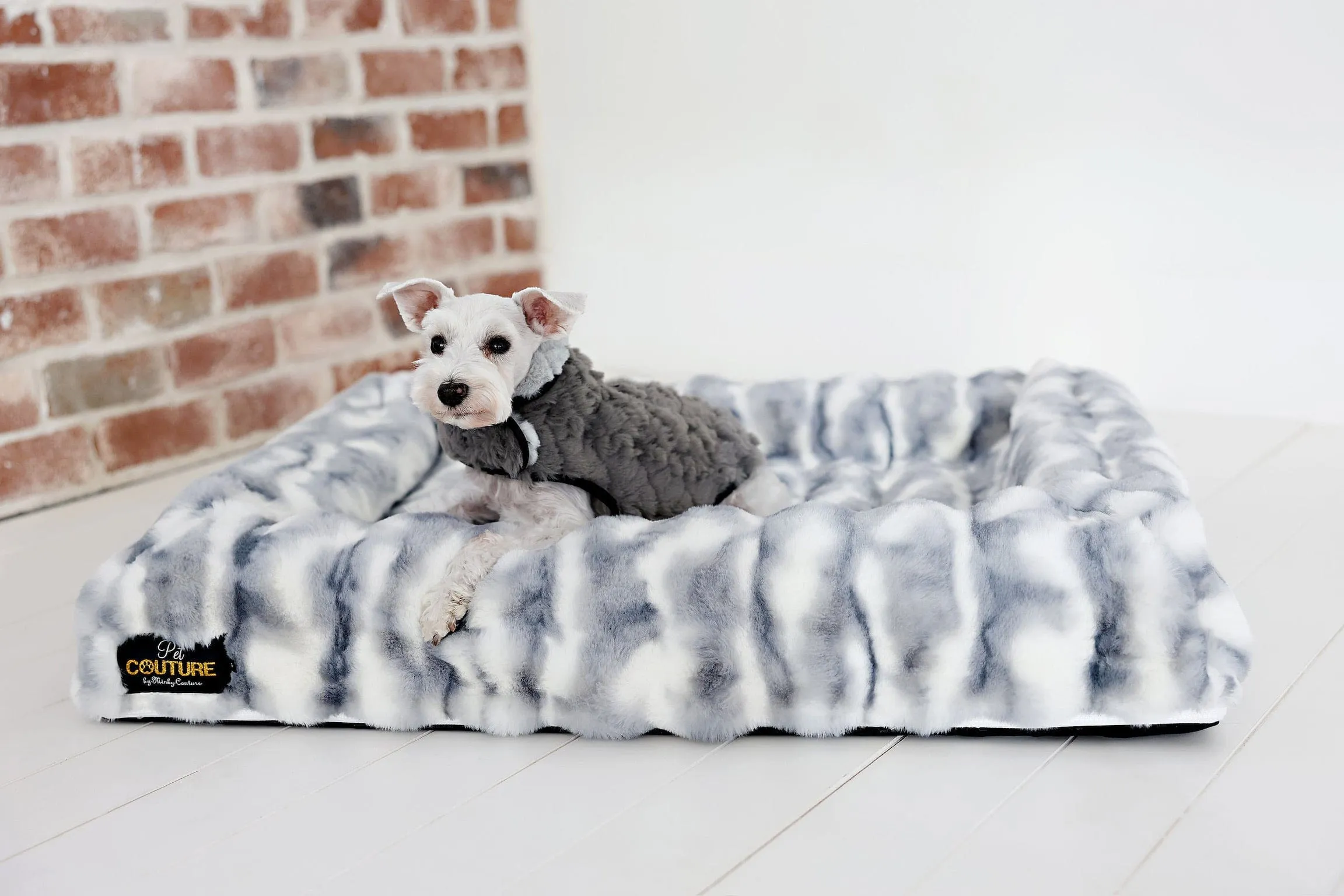 High-Density Memory Foam Pet Bed JulesRoche Minky Fabric
